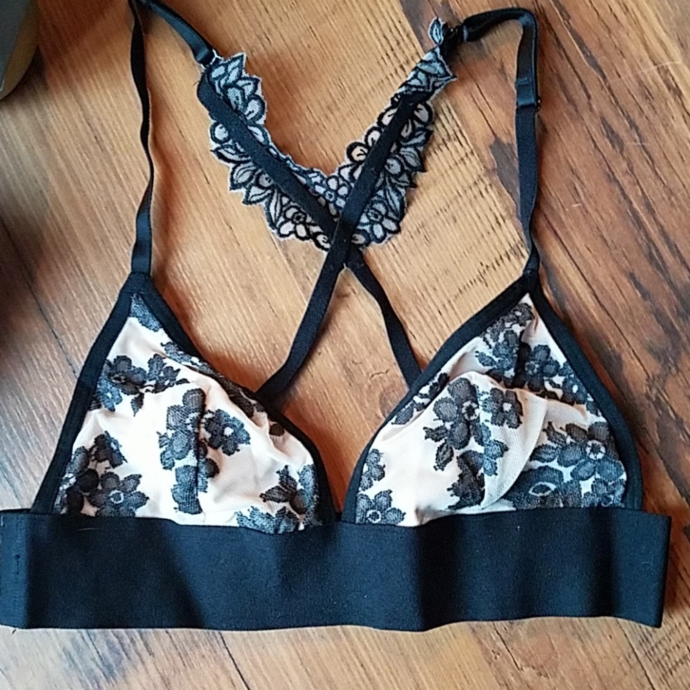 ๐ PINK Victoria's Secret Lace Triangle Bralette - Picture 2 of 8